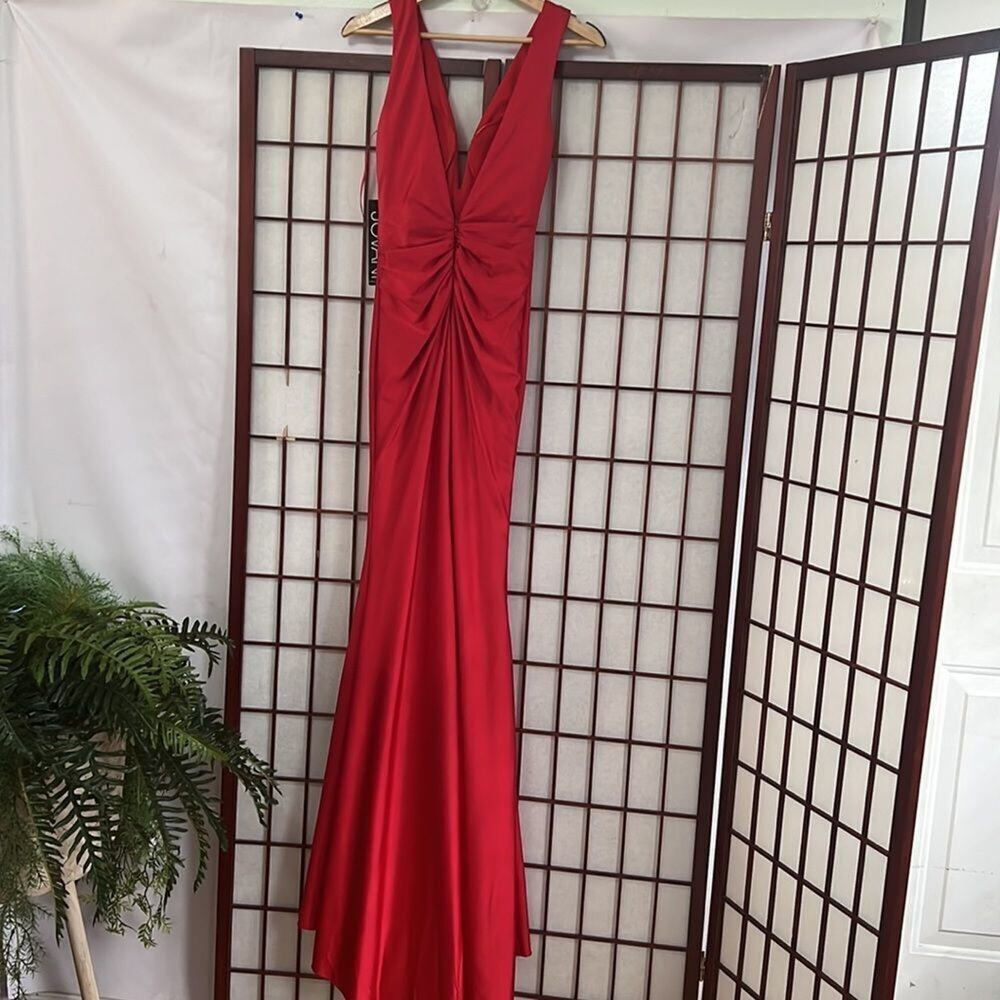 JOVANI RED MERMAID TWIST WAIST PLUNGING NECK LINE MAXI DRESS 4